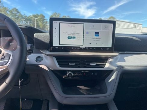 New 2026 Ford Explorer Active w/ Active Comfort Package image 22