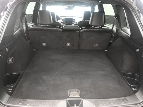 Used 2023 Honda Passport EX-L image 12