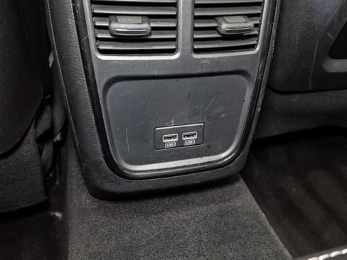 Certified 2023 Chrysler 300 S RWD image 28