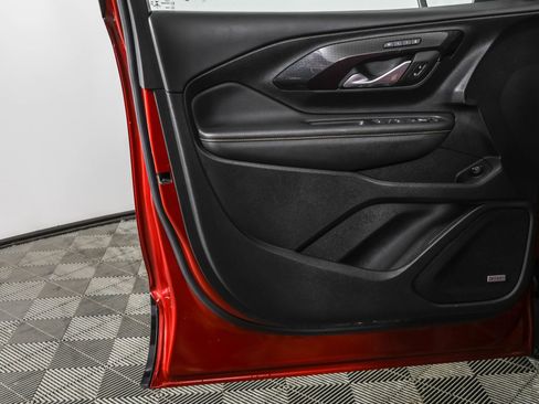 Used 2022 GMC Terrain AT4 w/ Infotainment Package II image 34