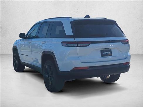 New 2026 Jeep Grand Cherokee Limited w/ Limited Altitude Package RWD image 9