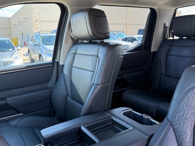 Used 2024 Toyota Tundra Limited AWD/4WD image 12