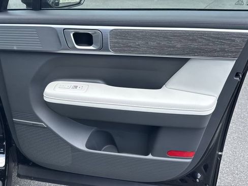 New 2026 Hyundai Santa Fe Limited FWD image 14