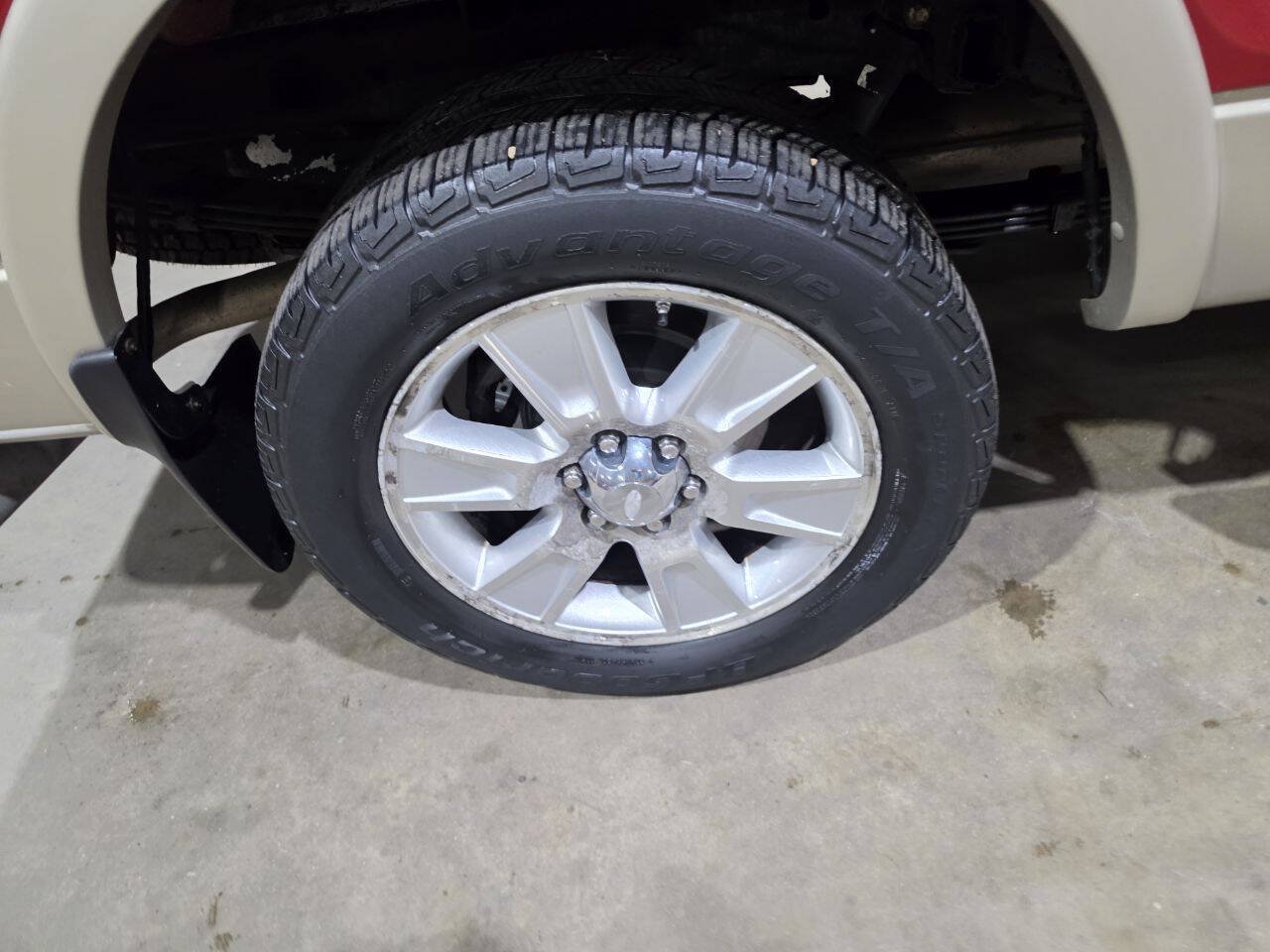 Used 2010 Ford F150 Lariat AWD/4WD image 22