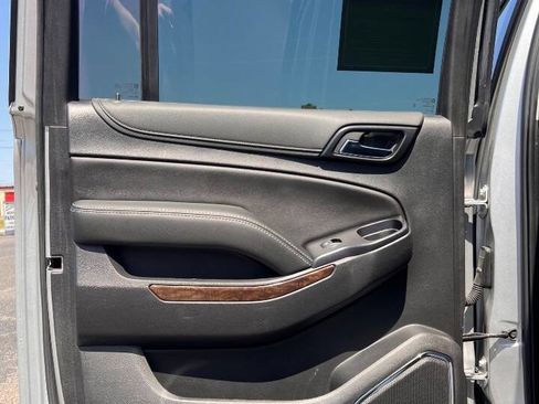 Used 2020 Chevrolet Suburban LS w/ Skid Plate Package image 14