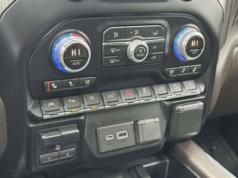 Used 2019 GMC Sierra 1500 Denali w/ Denali Ultimate Package image 16