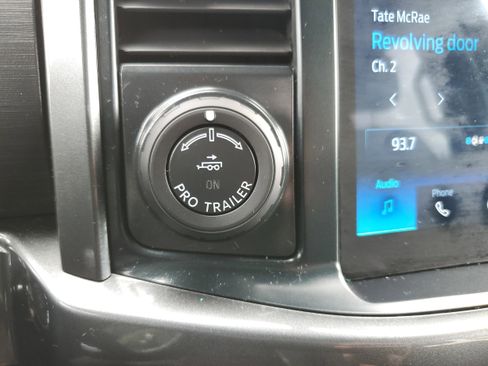 Certified 2022 Ford F150 XLT w/ Equipment Group 302A High image 31