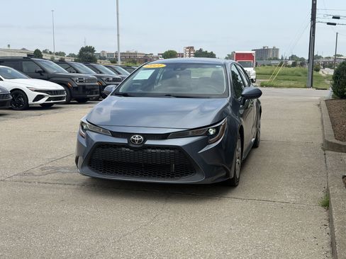 Used 2021 Toyota Corolla LE w/ Carpet Mat Package (TMS) FWD image 13
