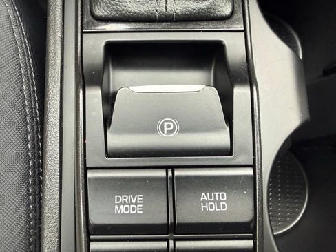 Used 2021 Hyundai Tucson Sport FWD image 28