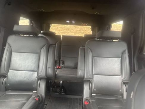 Used 2021 Chevrolet Tahoe Z71 w/ Z71 Signature Package image 13