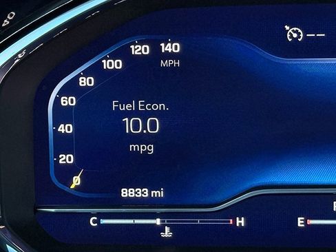 Used 2025 Chevrolet Silverado 2500 LTZ w/ LTZ Convenience Package image 9