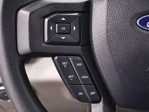 Certified 2022 Ford F550 2WD Regular Cab Super Duty image 20