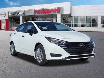 New 2025 Nissan Versa S w/ Trunk Package