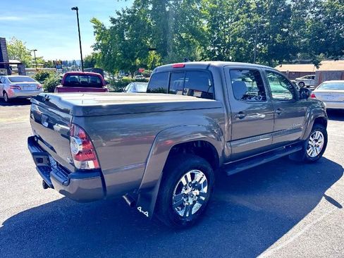 Used 2012 Toyota Tacoma 4x4 Double Cab image 4