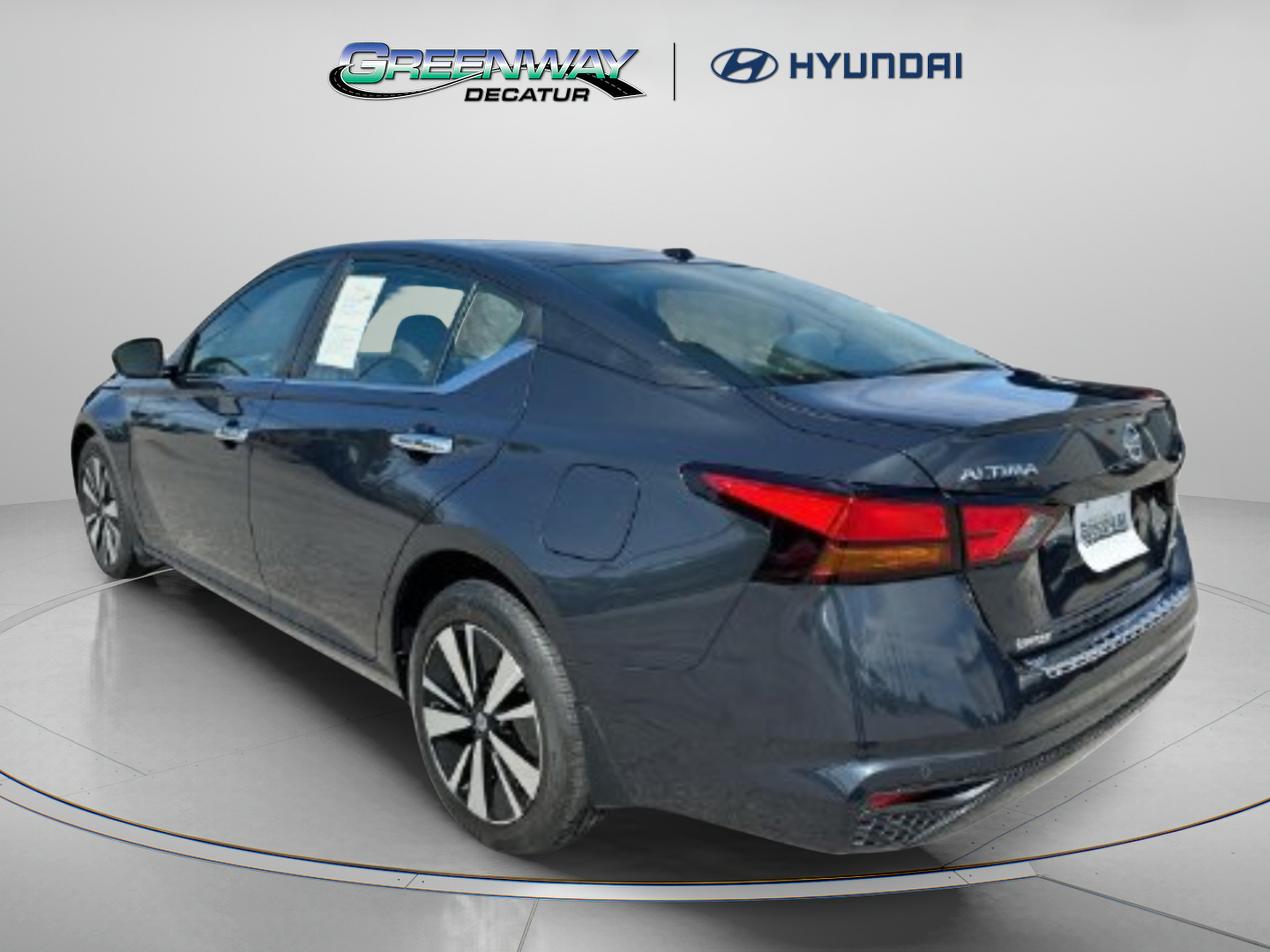 Used 2022 Nissan Altima 2.5 SV AWD/4WD image 6