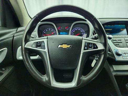 Used 2017 Chevrolet Equinox LT w/ Convenience Package image 12