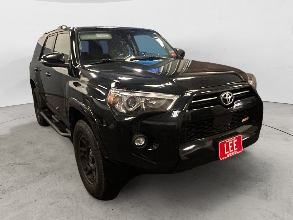 Used 2021 Toyota 4Runner SR5 Premium w/ Moonroof Package AWD/4WD image 7