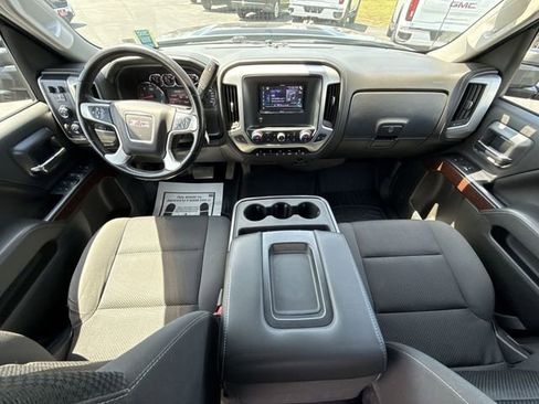 Used 2015 GMC Sierra 2500 SLE w/ SLE Preferred Package AWD/4WD image 18