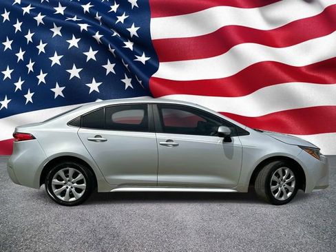 Used 2024 Toyota Corolla LE FWD image 6
