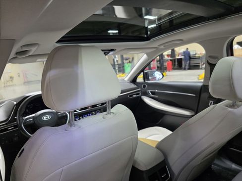 Certified 2023 Hyundai Sonata SEL w/ Convenience Package image 15