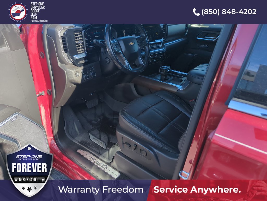 Used 2024 Chevrolet Silverado 1500 High Country AWD/4WD image 9