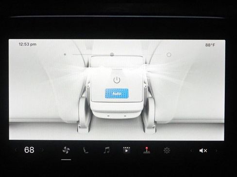 Used 2022 Tesla Model S AWD image 20