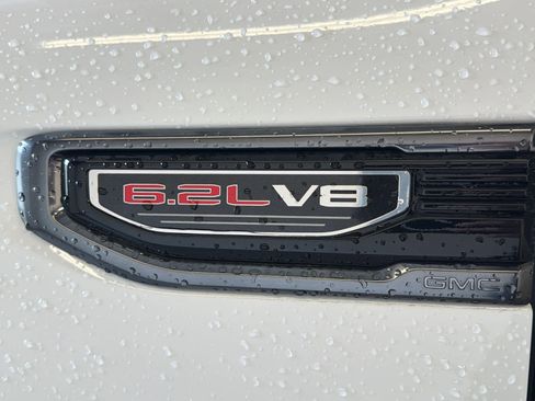 Used 2022 GMC Sierra 1500 AT4 w/ Sierra Safety Plus Package image 12