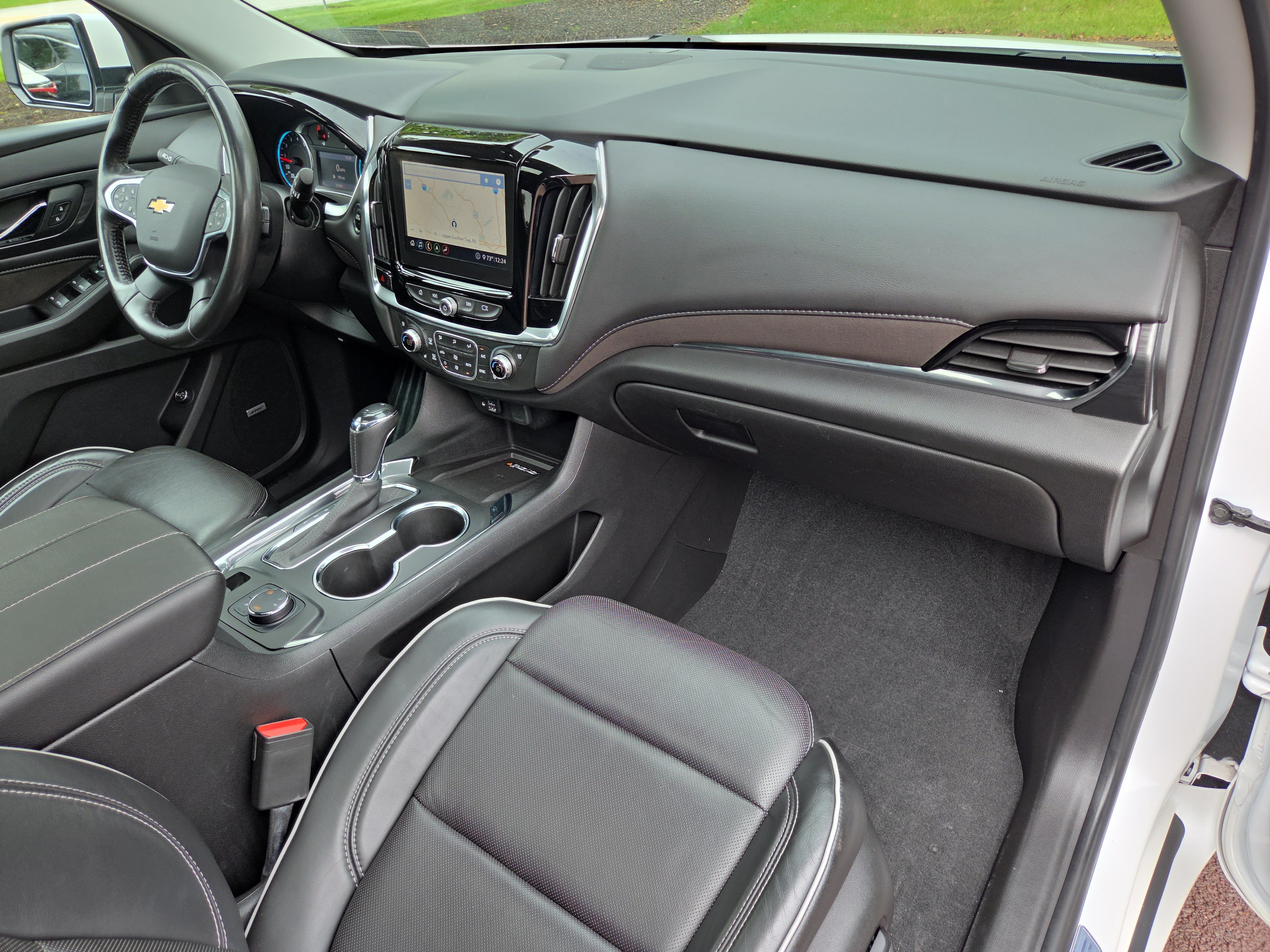 Used 2020 Chevrolet Traverse High Country w/ LPO, Floor Liner Package AWD/4WD image 17