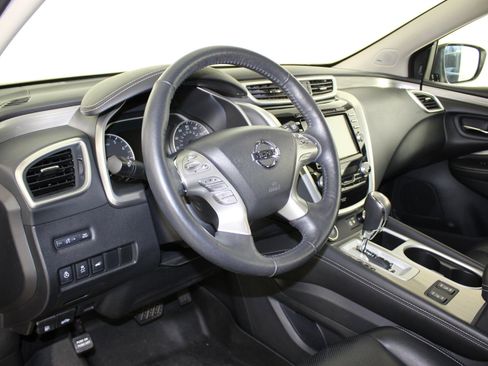 Used 2018 Nissan Murano SL w/ Cargo Package image 4