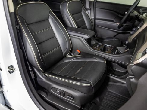 Used 2023 GMC Acadia Denali AWD/4WD image 48