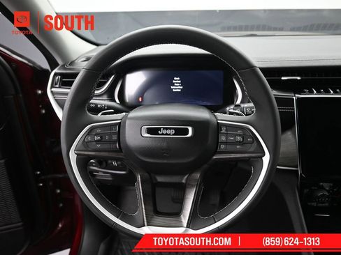 Used 2023 Jeep Grand Cherokee L Limited image 20