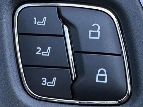 New 2026 Ford F350 Platinum image 25