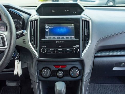 Used 2018 Subaru Crosstrek 2.0i AWD/4WD image 21