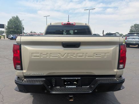 Used 2023 Chevrolet Colorado Trail Boss w/ Technology Package AWD/4WD image 7