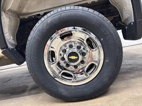 Used 2023 Chevrolet Silverado 2500 W/T w/ WT Fleet Convenience Package image 36