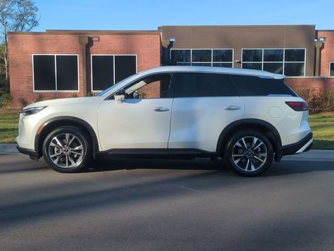 Used 2023 INFINITI QX60 Luxe w/ Cargo Package AWD/4WD image 10