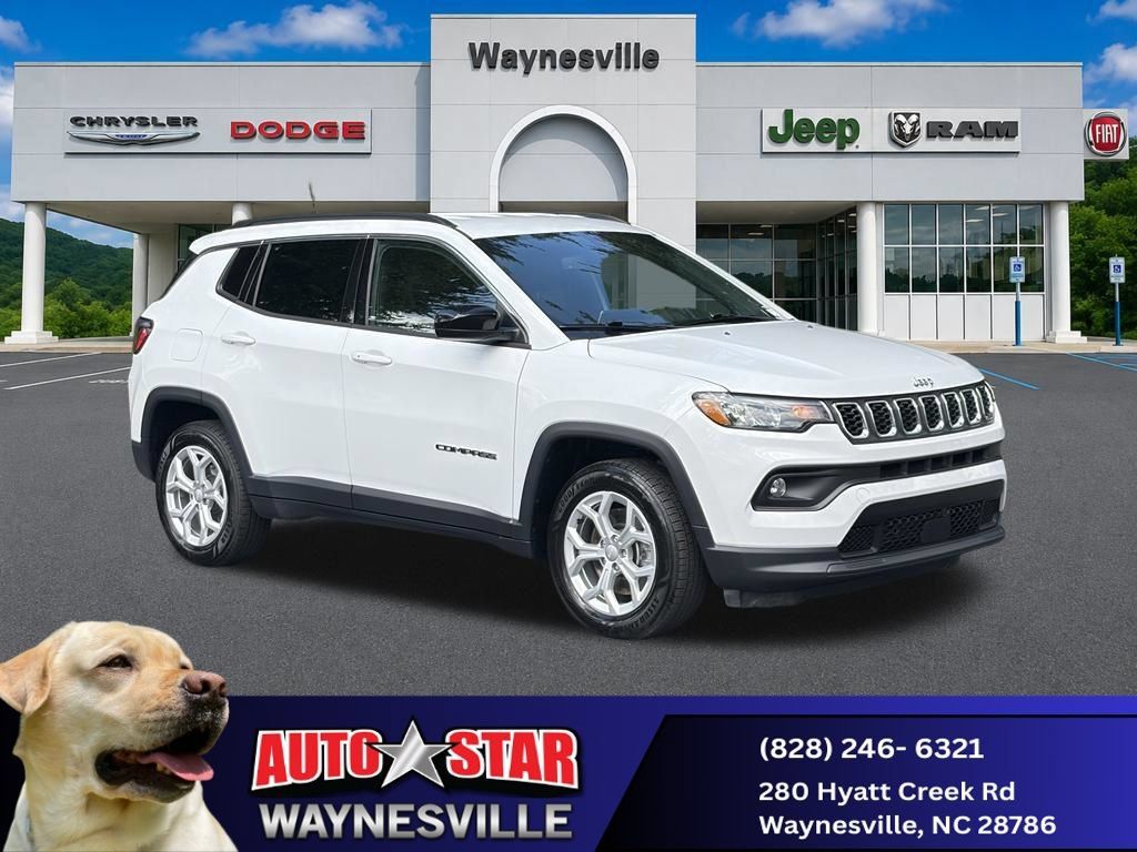 Used 2024 Jeep Compass Latitude w/ Convenience Group AWD/4WD 360° Tour