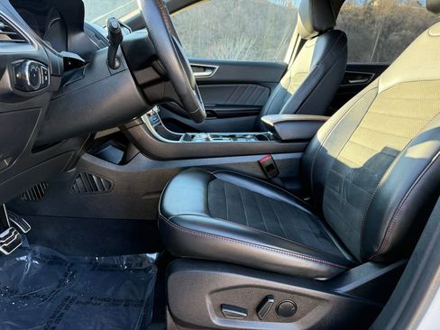 Used 2024 Ford Edge ST-Line image 20