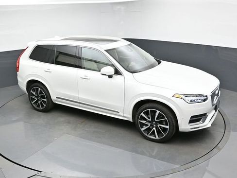 Used 2023 Volvo XC90 B5 Plus w/ Protection Package Premier AWD/4WD image 43
