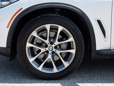 Used 2019 BMW X5 xDrive40i AWD/4WD image 25