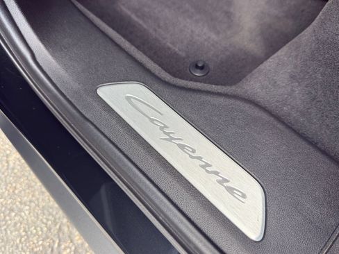 Used 2026 Porsche Cayenne S AWD/4WD image 21