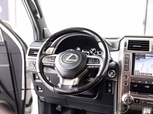 Used 2020 Lexus GX 460 Luxury w/ Luxury Sport Package AWD/4WD image 39