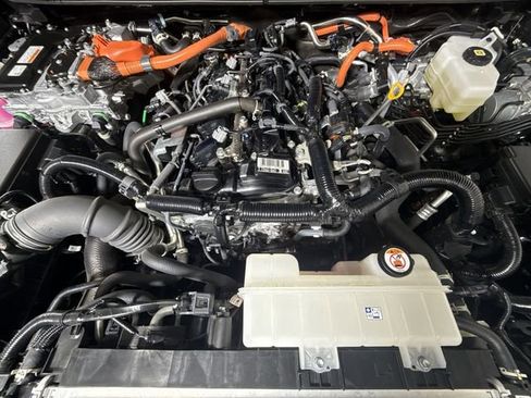 Used 2024 Toyota Land Cruiser 1958 image 29