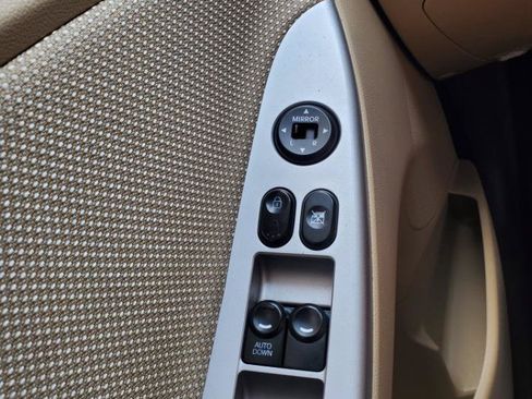 Used 2014 Hyundai Accent GLS FWD image 11