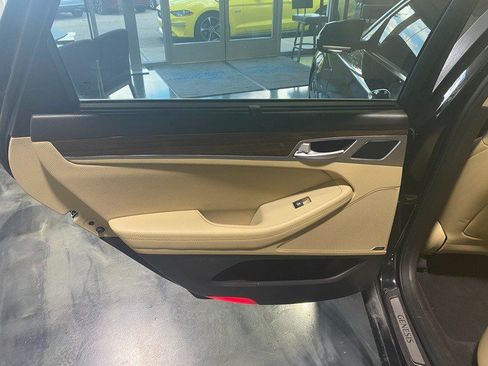 Used 2017 Genesis G80 3.8 w/ Option Group 02 RWD image 13