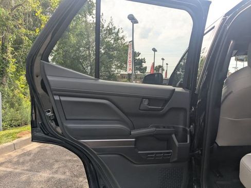Certified 2026 Toyota 4Runner SR5 AWD/4WD image 24
