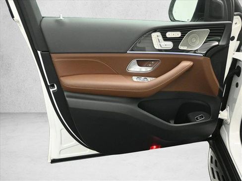 Certified 2026 Mercedes-Benz GLE 450 4MATIC image 18