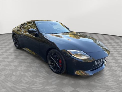 Used 2024 Nissan Z Performance w/ Floor Mat Package image 4