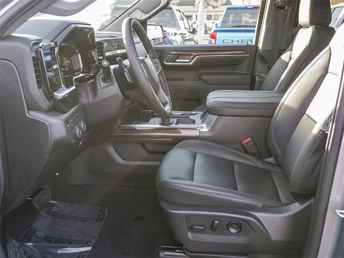 New 2026 Chevrolet Silverado 1500 RST w/ Z71 Off-Road Package image 17