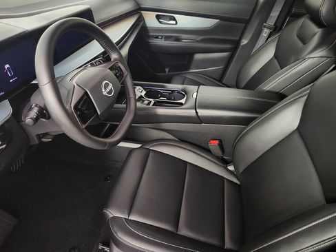 Certified 2025 Nissan Murano SL w/ Cargo Package AWD/4WD image 12